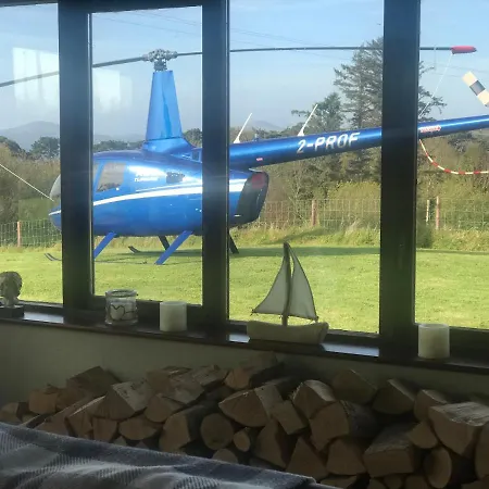Ahakista Lodge *